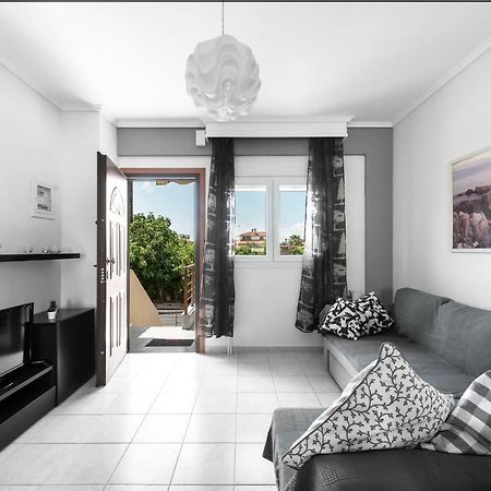 Nikiti Maisonette On The Beach By Luxlikehome ニキティ エクステリア 写真