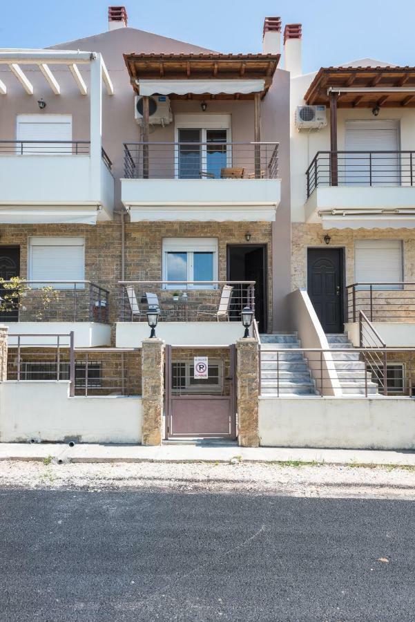 Nikiti Maisonette On The Beach By Luxlikehome ニキティ エクステリア 写真