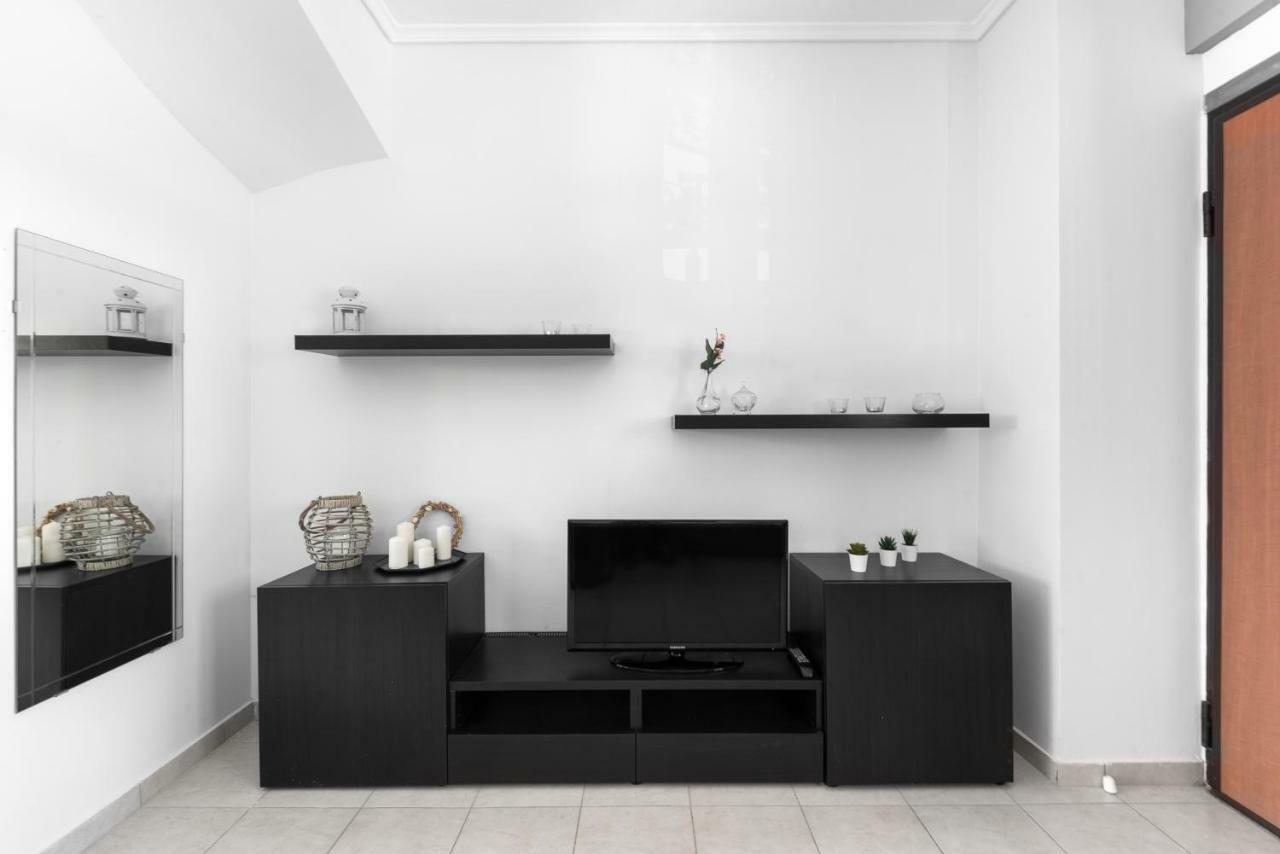 Nikiti Maisonette On The Beach By Luxlikehome ニキティ エクステリア 写真
